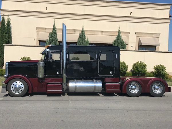 Peterbilt 379 for Sale $95,000