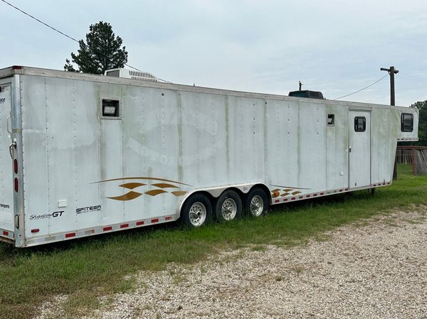 2002 44' Pace Gooseneck Enclosed Race Trailer  for Sale $20,000 