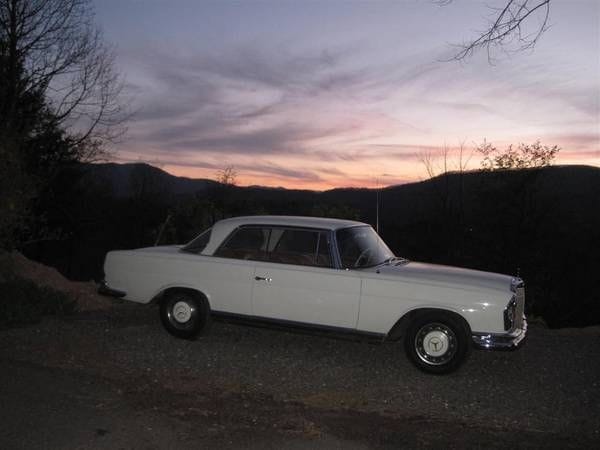 1966 Mercedes-Benz 220SE  for Sale $69,995 