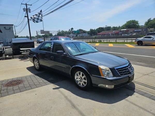 2011 Cadillac DTS  for Sale $13,895 