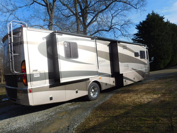 39L FLEETWOOD DISCOVERY for Sale $63,900