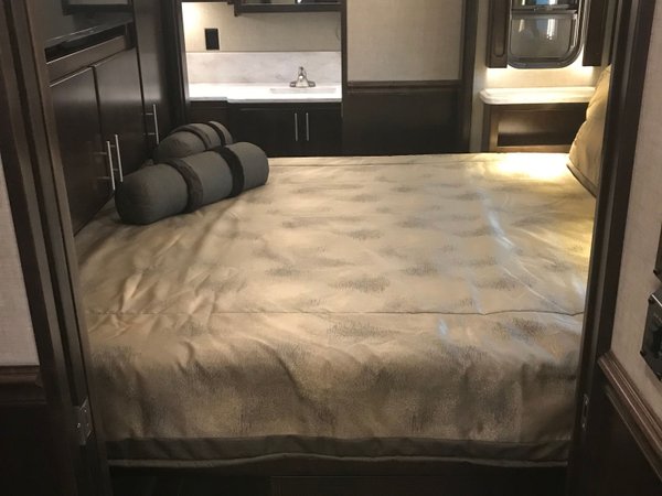 2021 Renegade Motorhome 4 slide outs
