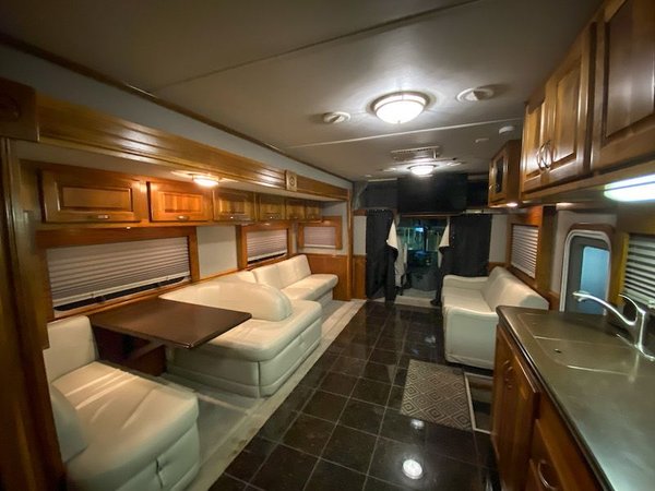2008 Haulmark 3 Slide *INCREDIBLE FLOORPLAN* for Sale $174,900