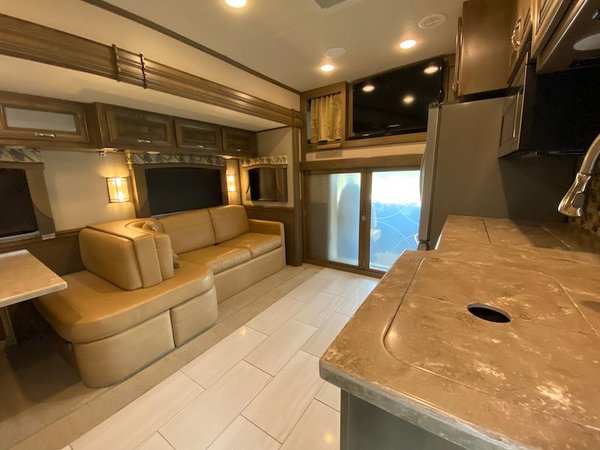 2018 Hualmark 3 Slide for Sale $3,490,900