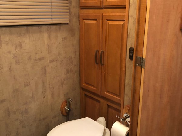 2007 Winnebago JOURNEY 36G for Sale $73,000