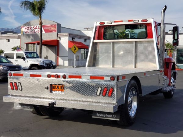 Freightliner 4x4 Quad Cab - automatic trans - low miles