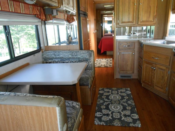 Tiffin Motorhome  for Sale $38,000 