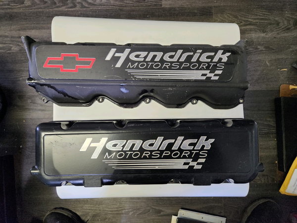 hendrick R07 and sb2 valve cover sets 