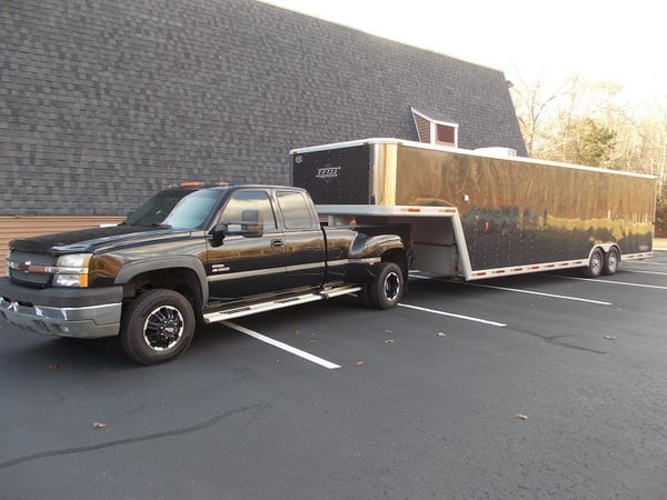 03' Chevy Duramax 4x4 Dually & 03' 36 Ft. Exiss Trailer