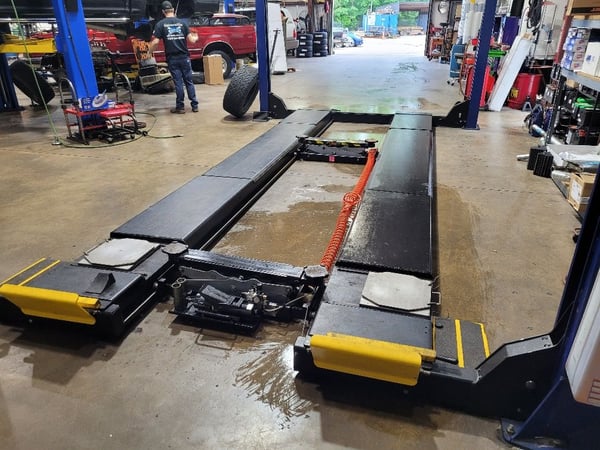 15000LB Alignment Rack  for Sale $13,000 