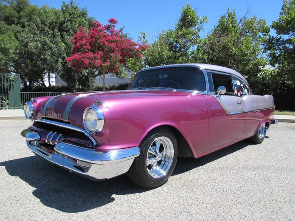 1955 Pontiac Chieftain 