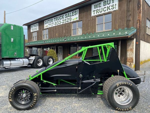 2011 J&J Sprint Car Rolling Chassis  for Sale $7,995 