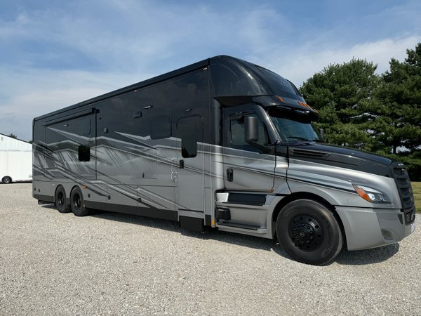 2025 Renegade X45BBC Bunkbed Motorcoach w/ 2 Full Baths