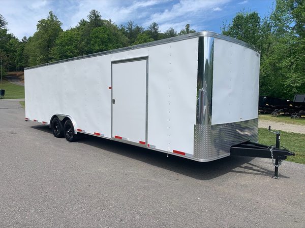 8.5X28 DELUXE ENCLOSED TRAILER   for Sale $10,997 