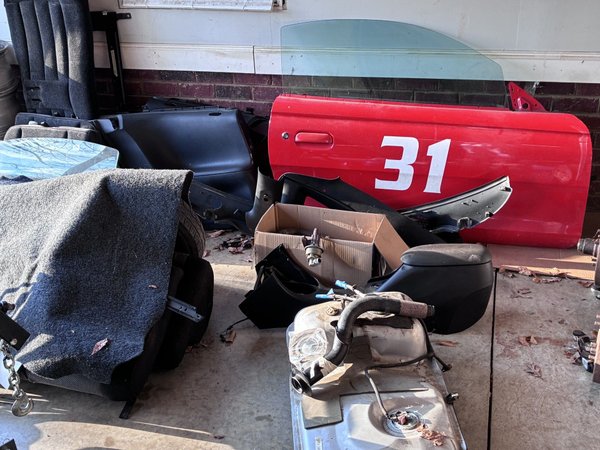 1994 Mustang SN95 Parts (Passenger Door & Glass) 