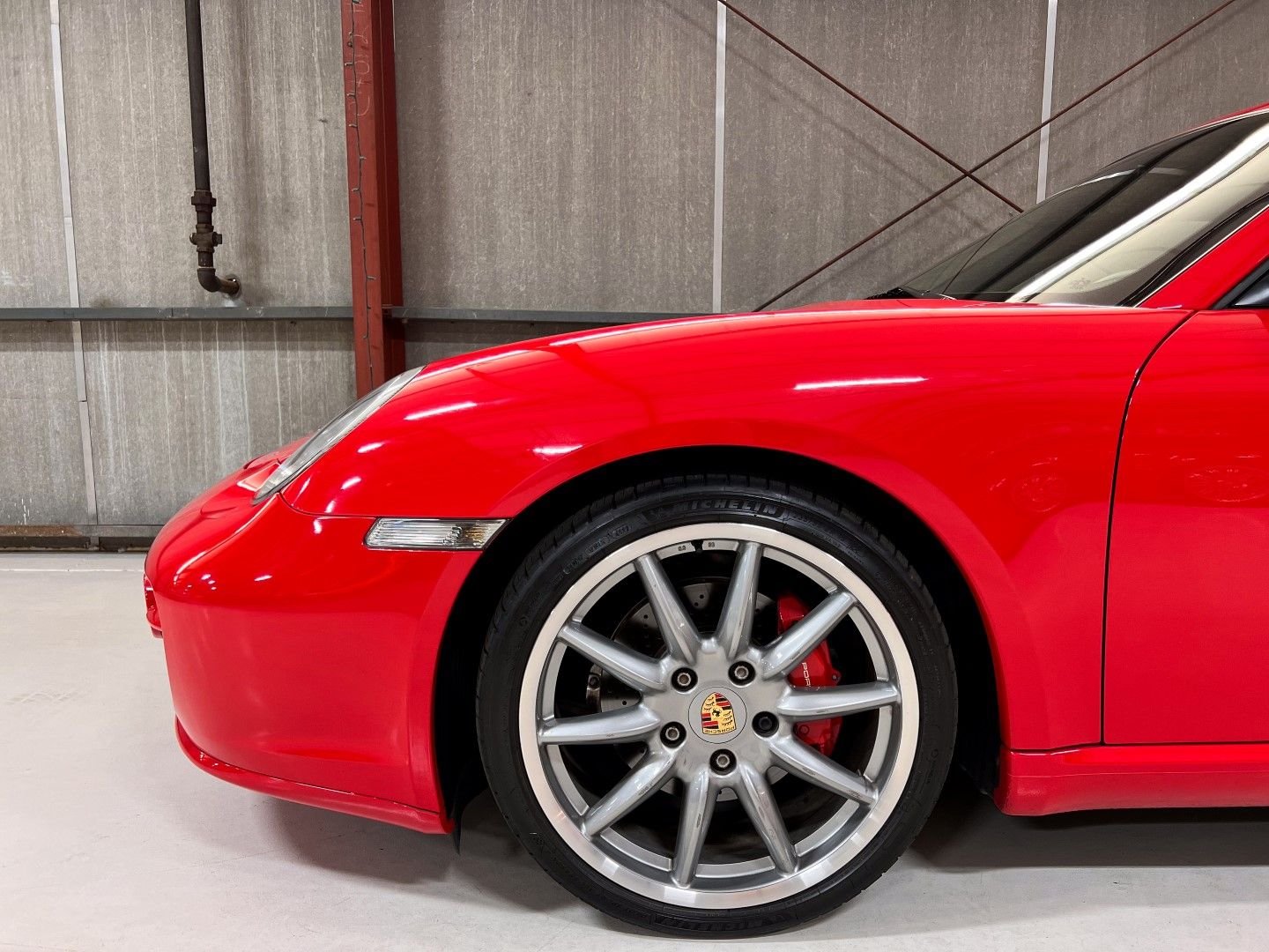 2006 Porsche Cayman - 2006 Porsche Cayman S 6-speed Guard Red Sport Seats - Used - VIN WP0AB29816U785777 - 32,100 Miles - 6 cyl - 2WD - Manual - Coupe - Red - Twinsburg, OH 44087, United States