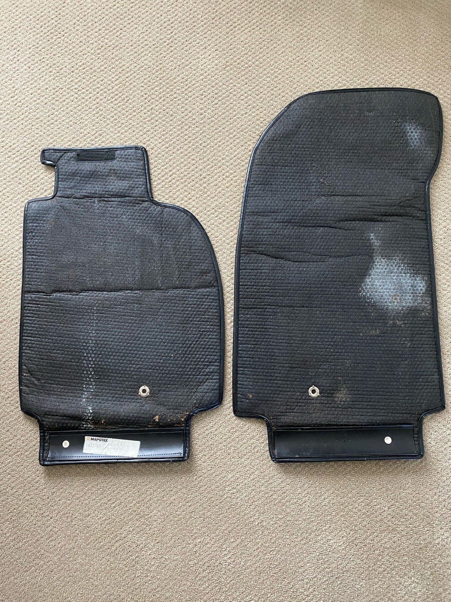 Genuine Porsche 964 Front Floor Mats Rennlist Porsche Discussion Forums