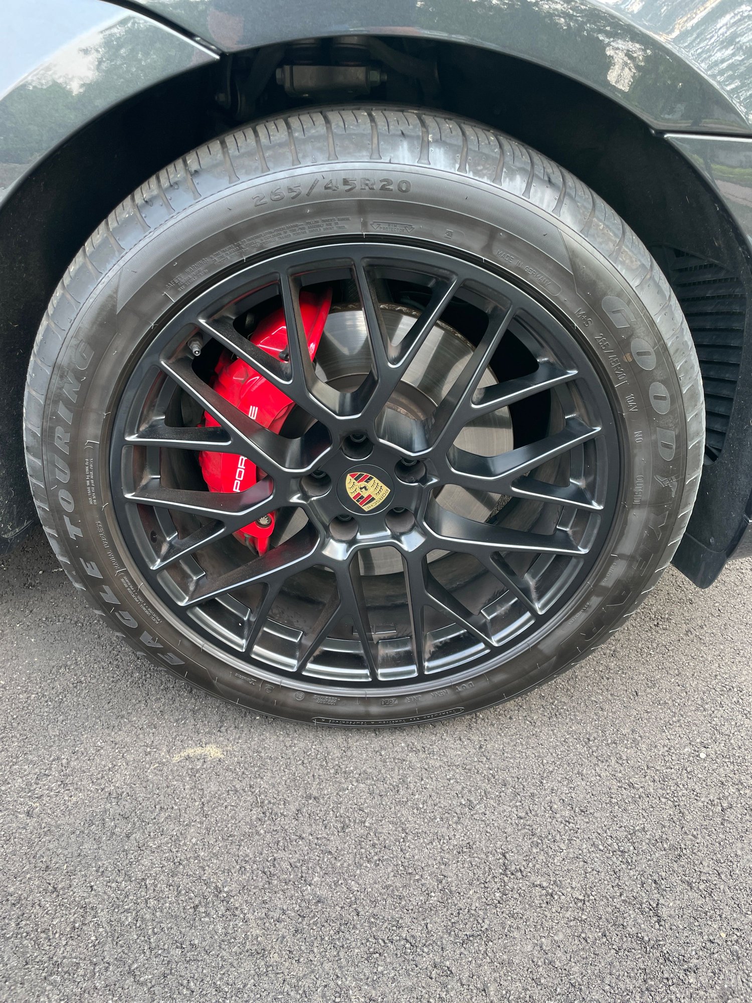 2020 Porsche Macan - 2020 Porsche Macan GTS - Used - VIN WP1AG2A55LLB56476 - 16,600 Miles - 6 cyl - AWD - Automatic - SUV - Gray - New Albany, OH 43054, United States