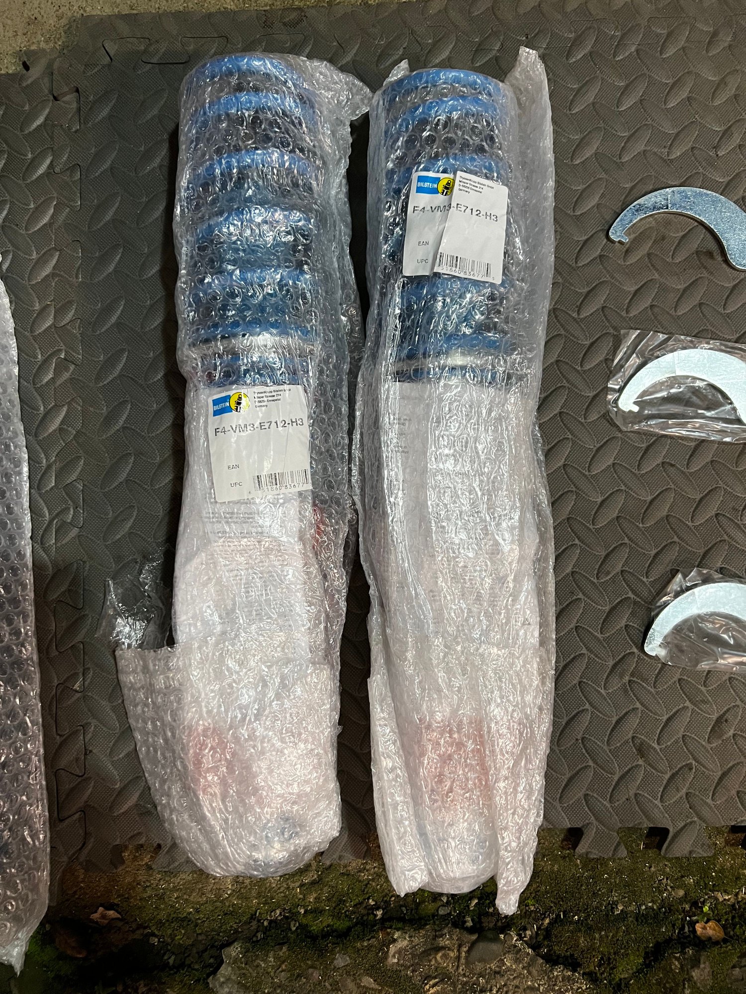 Steering/Suspension - Bilstein B16 (PSS10) Coilover Kit for 996 C2 Carrera Unused/New p/n 48-186322 - New - 1999 to 2004 Porsche 911 - Sebastopol, CA 95472, United States