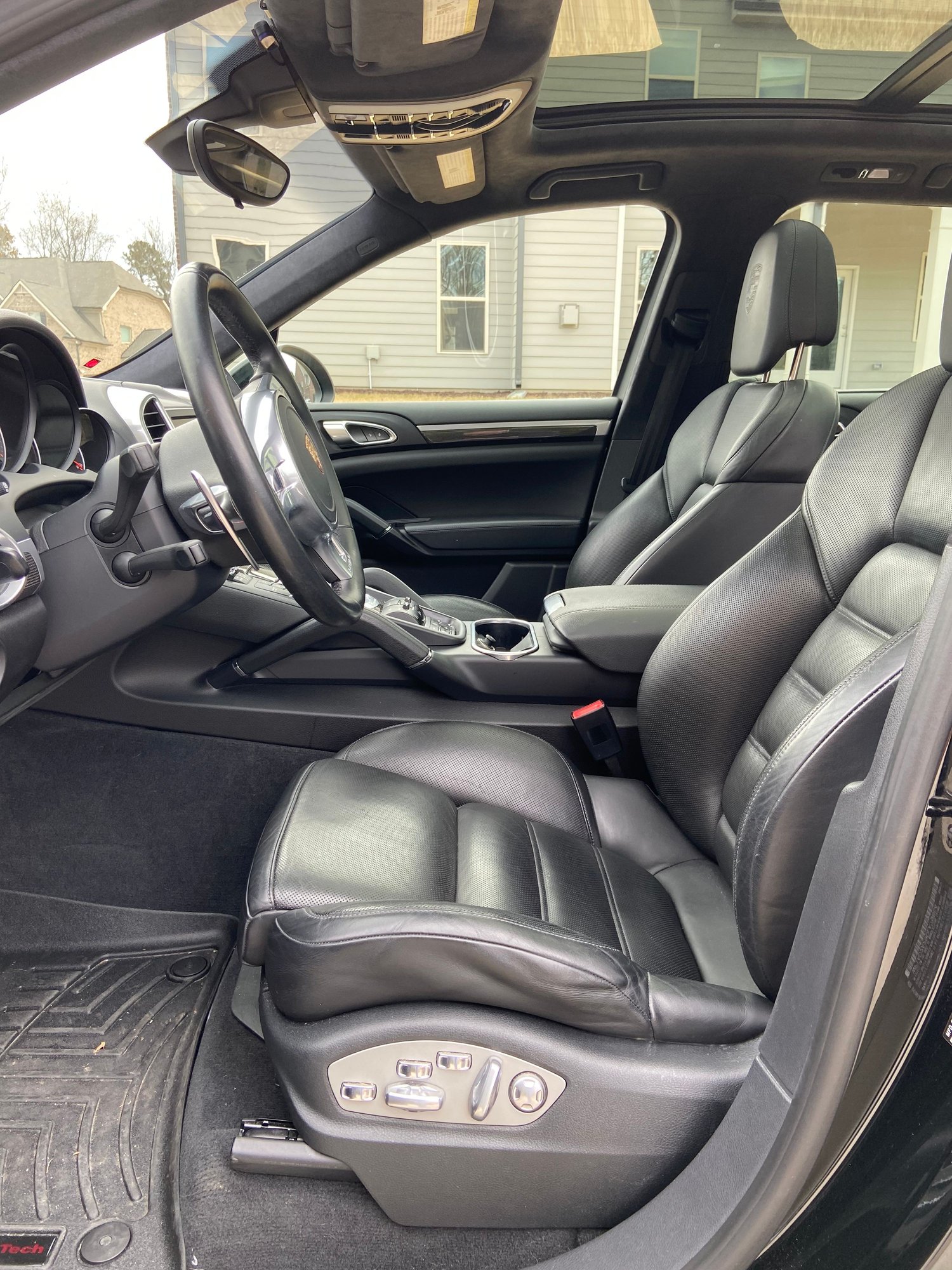 2013 Porsche Cayenne - 44k Miles ‘13 Cayenne GTS w/CPO Remaining - Used - VIN WP1ad2a29dla79854 - 43,800 Miles - 8 cyl - AWD - Automatic - SUV - Black - Suwanee, GA 30024, United States