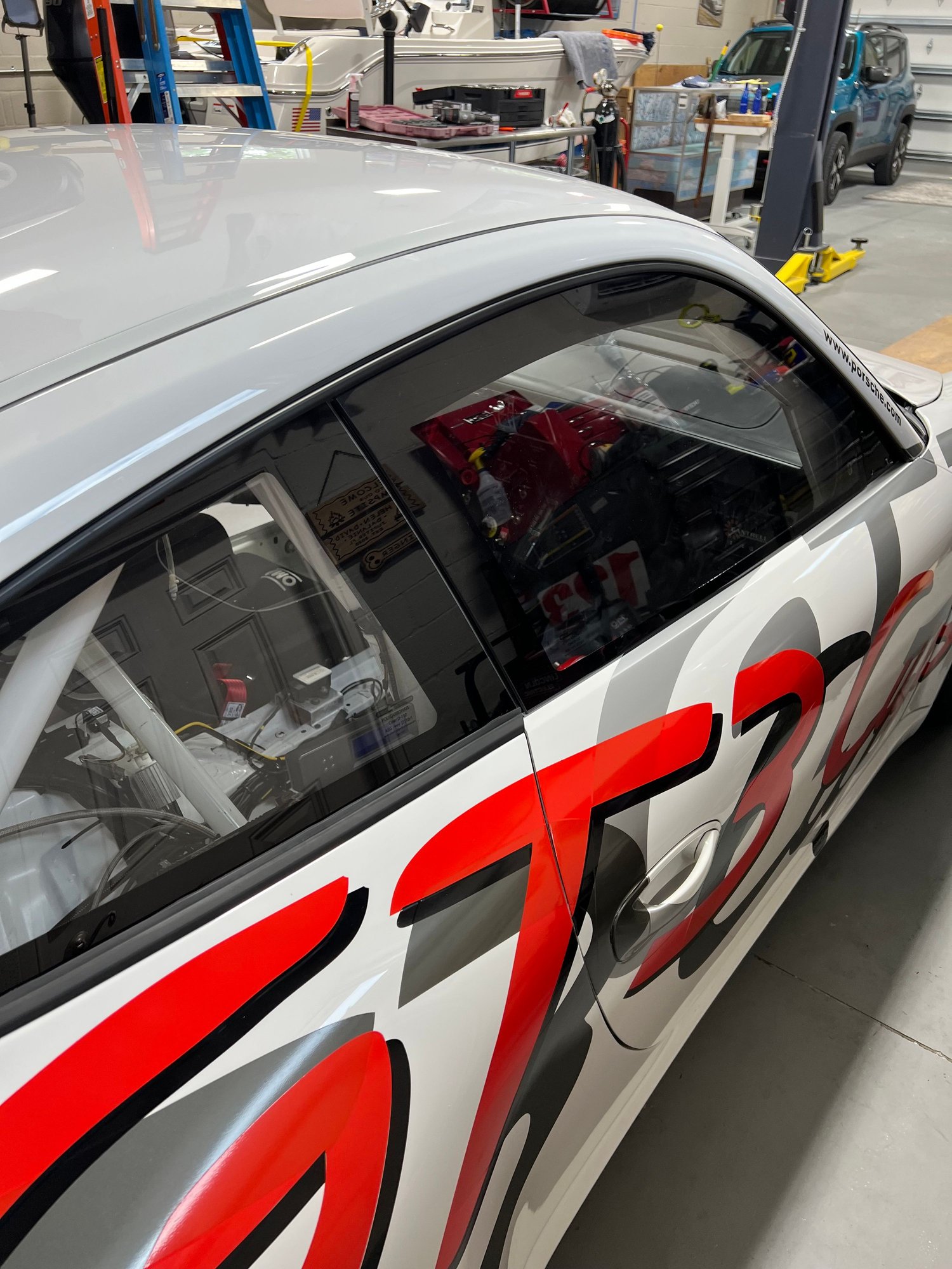 2008 Porsche GT3 - Porsche GT3 CUP RACE CAR Super Clean and Sorted 60 hrs on drive train - Used - VIN WP0ZZZ99Z8S798099 - 6 cyl - 2WD - Manual - Coupe - White - Jupiter, FL 33478, United States