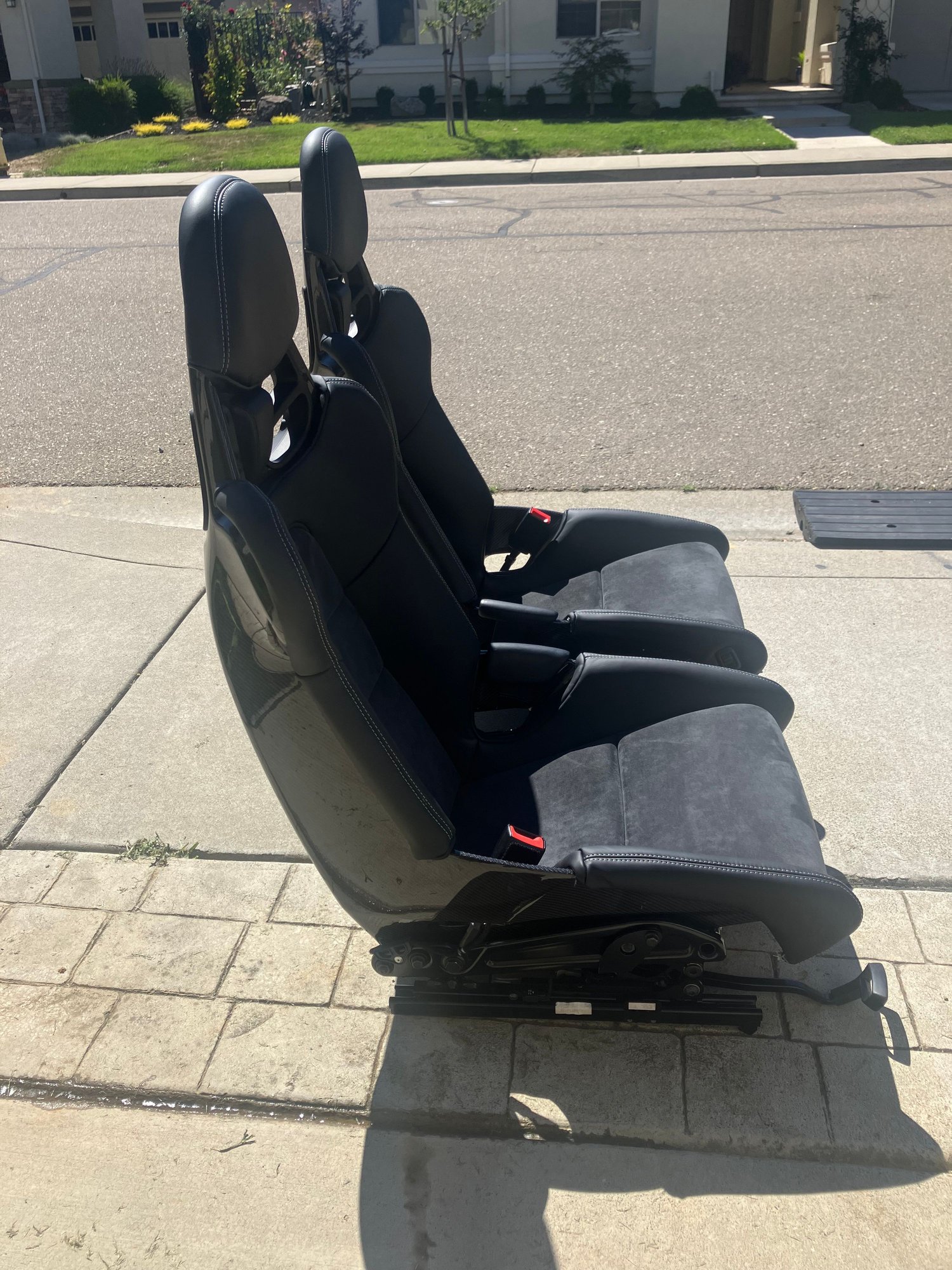 Interior/Upholstery - 918 Carbon Buckets - Used - -1 to 2025  All Models - Castro Valley, CA 94568, United States