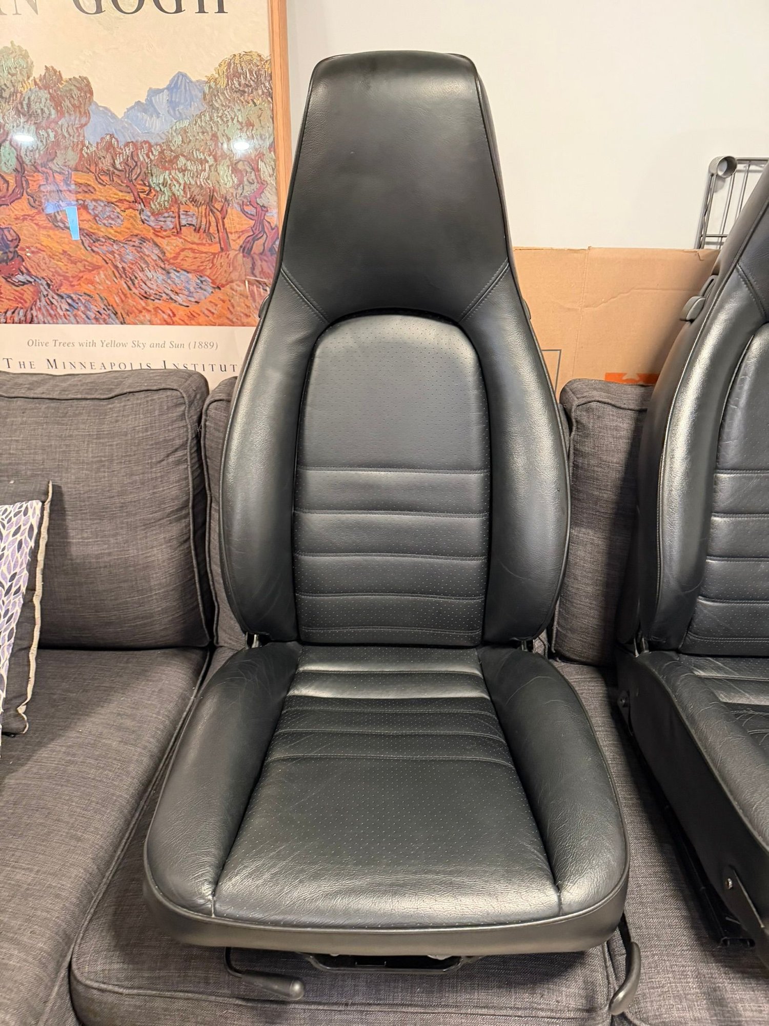 Interior/Upholstery - 964 Black Leather seats (pair) - Used - Danbury, CT 6811, United States