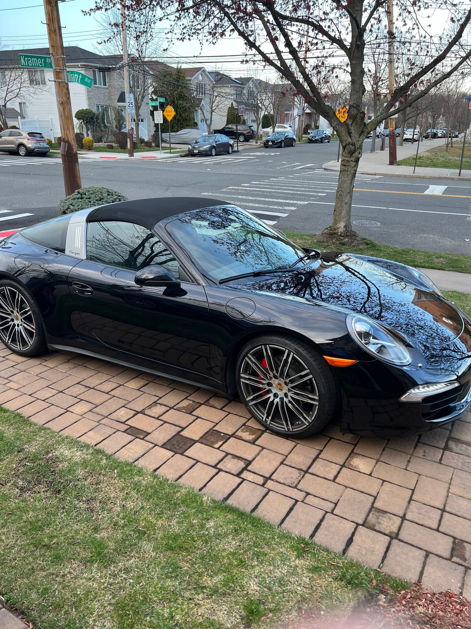 2016 Porsche 911 - 2016 Porsche Targa 4S - Used - VIN WP0BB2A94GS136397 - 53,050 Miles - 6 cyl - AWD - Automatic - Convertible - Black - Fort Lee, NJ 07024, United States