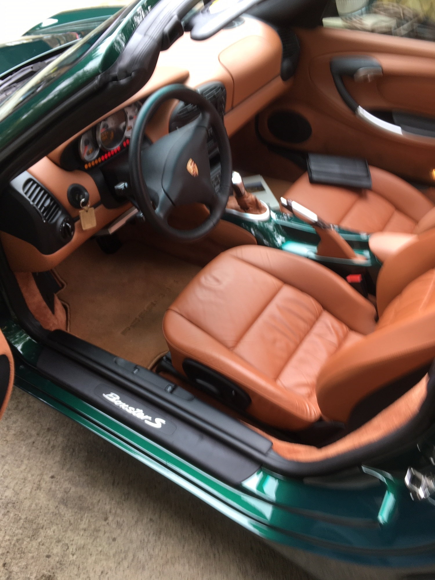 Boxster S 2500mi Forrest Green Metallic W Cinnamon Leather