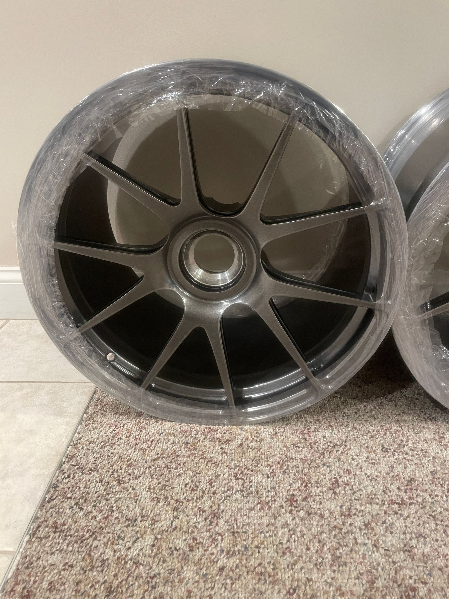 Wheels and Tires/Axles - 19" FORGELINE CENTERLOCK GRAPHITE GA1R-CL PORSCHE 997.2 GT3RS WHEEL SET - Used - All Years  All Models - Boxford, MA 01921, United States
