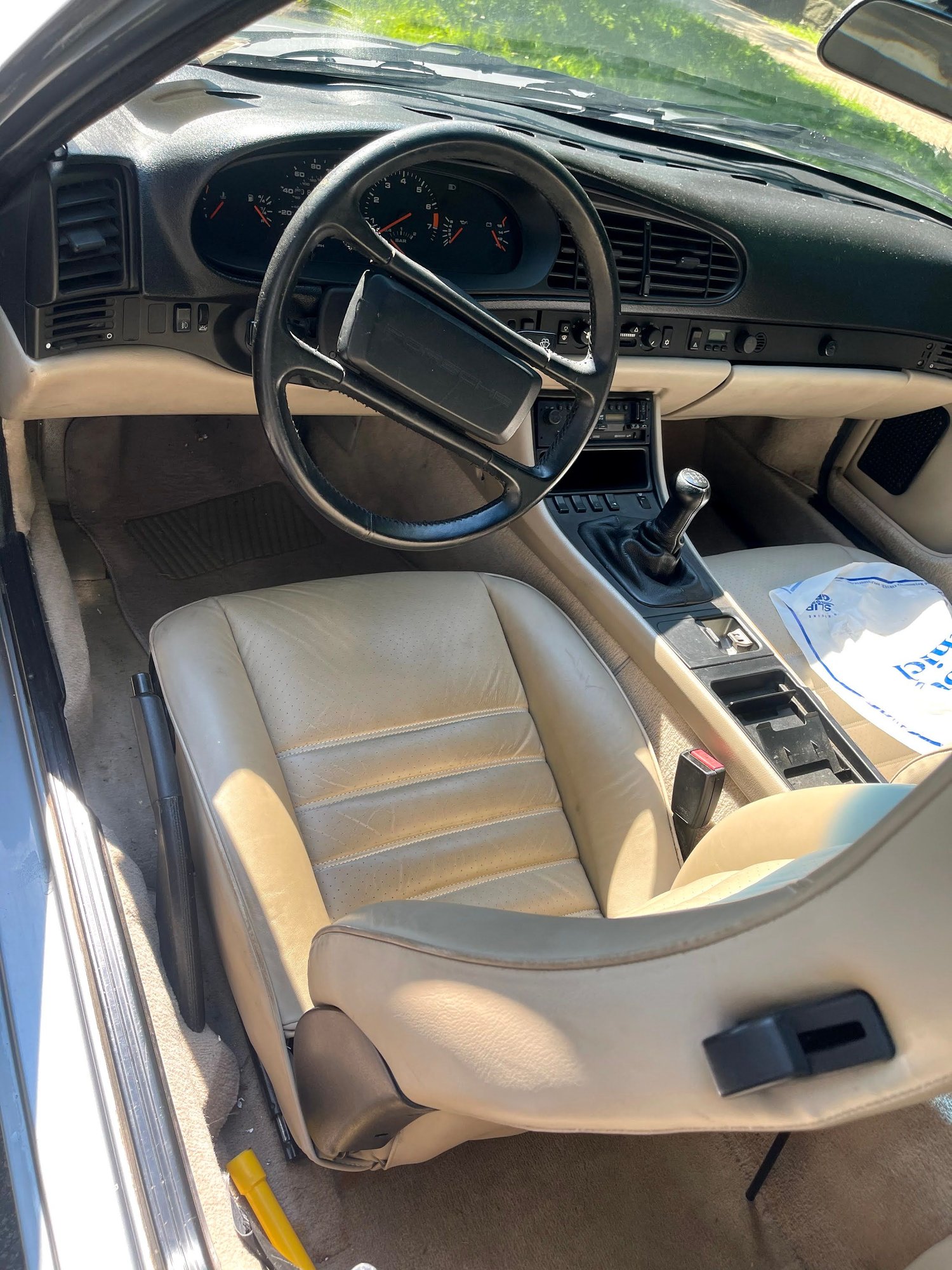 1986 Porsche 944 - 1986 Porsche 944 Turbo Rare Sapphire Metallic Color White Leather Interior 85k miles - Used - VIN WP0AA0951GN151622 - 85,000 Miles - 4 cyl - 2WD - Manual - Coupe - Silver - Forest Hills, NY 11375, United States