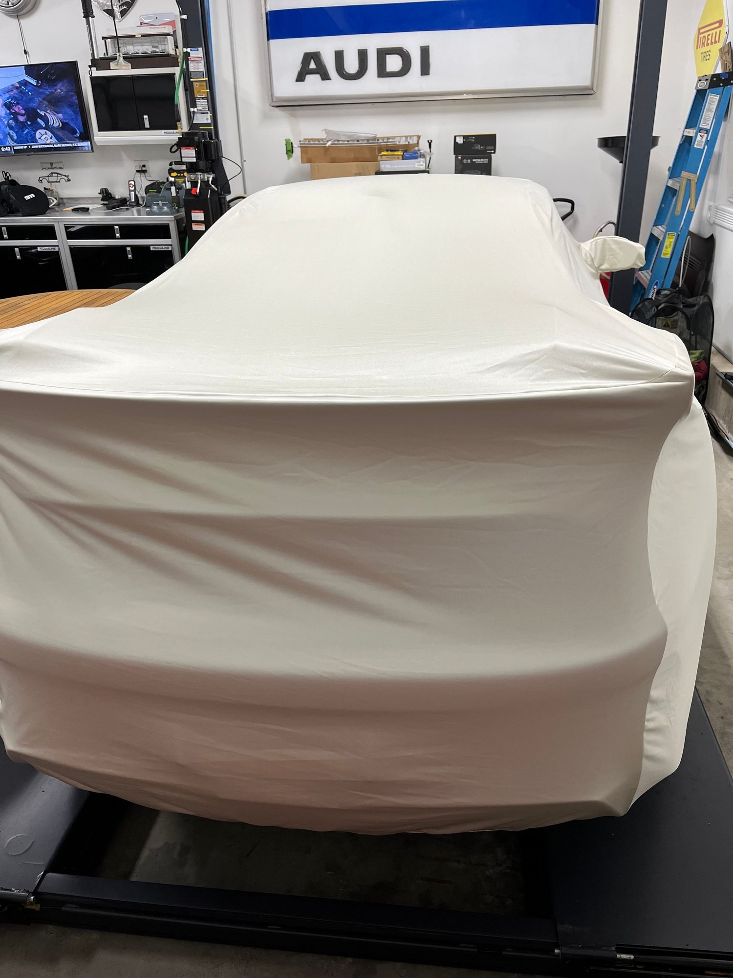 Miscellaneous - OEM Porsche 992 GT3 (Wing) Indoor Car Cover 992.044.012.24 - Used - 2022 to 2024 Porsche GT3 - Canton, CT 06019, United States