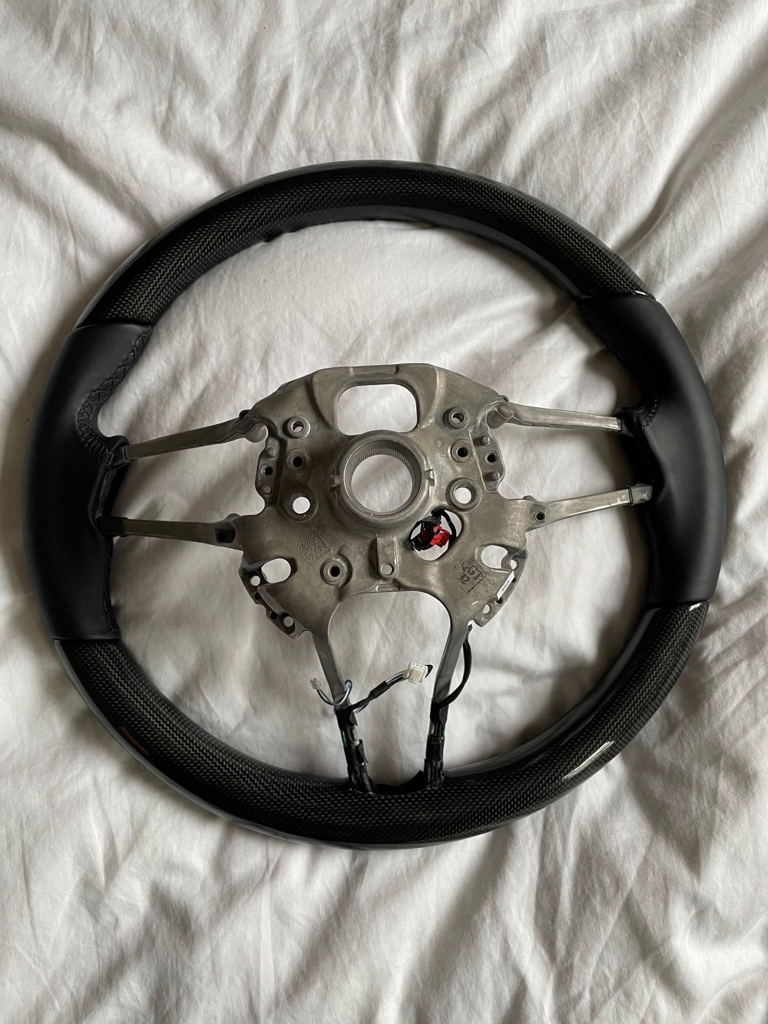 Steering/Suspension - OEM Heated Carbon Steering Wheel w/ Black leather; 991 Panamera Cayman Macan Cayenne - Used - 2016 to 2019 Porsche Panamera - Brooklyn, NY 11231, United States