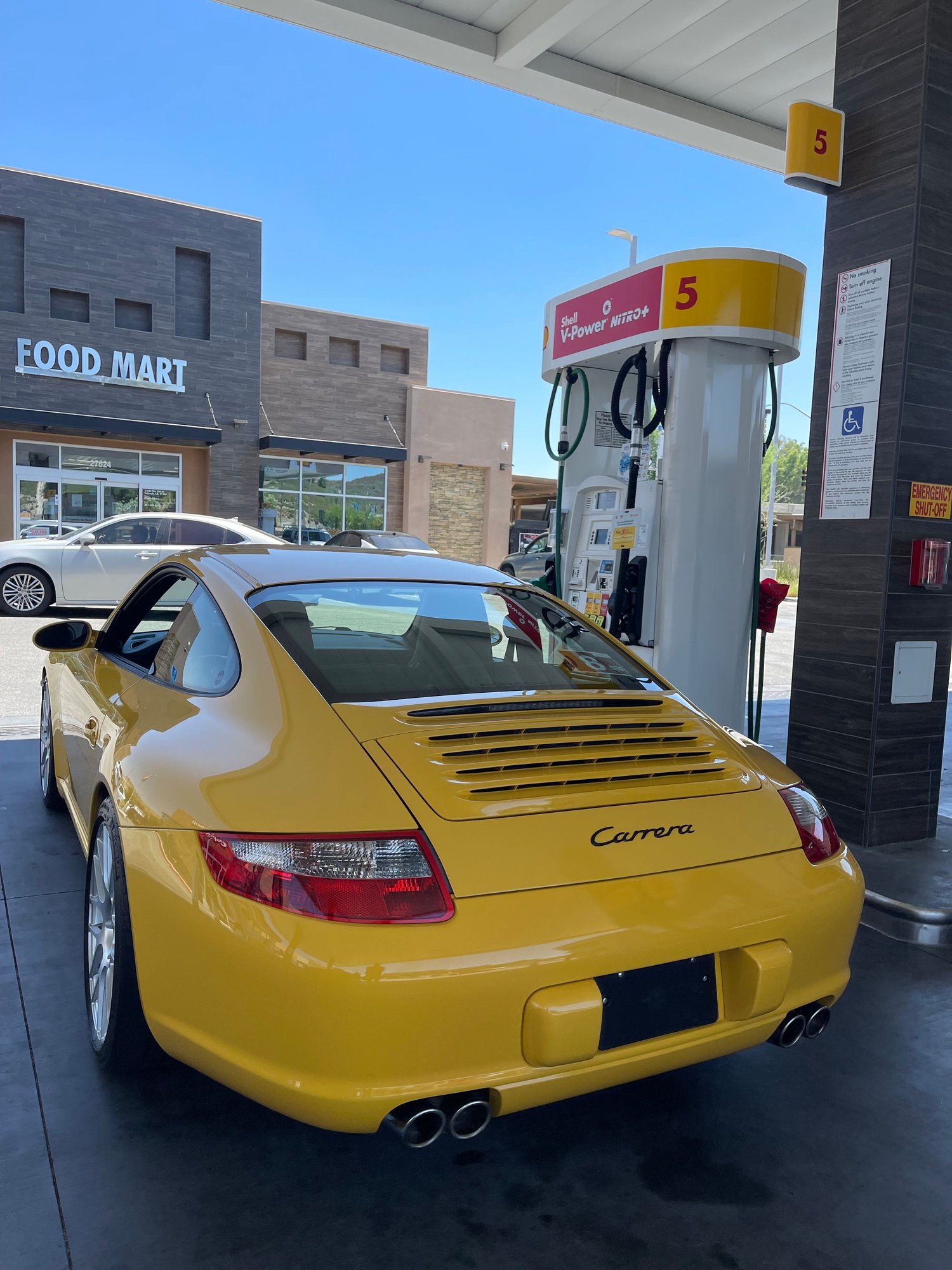 2005 Porsche 911 - 2005 Porsche 911 Carrera 6 Speed - Used - VIN WP0AA29955S715625 - 67,000 Miles - 6 cyl - Manual - Coupe - Yellow - Los Angeles, CA 91384, United States