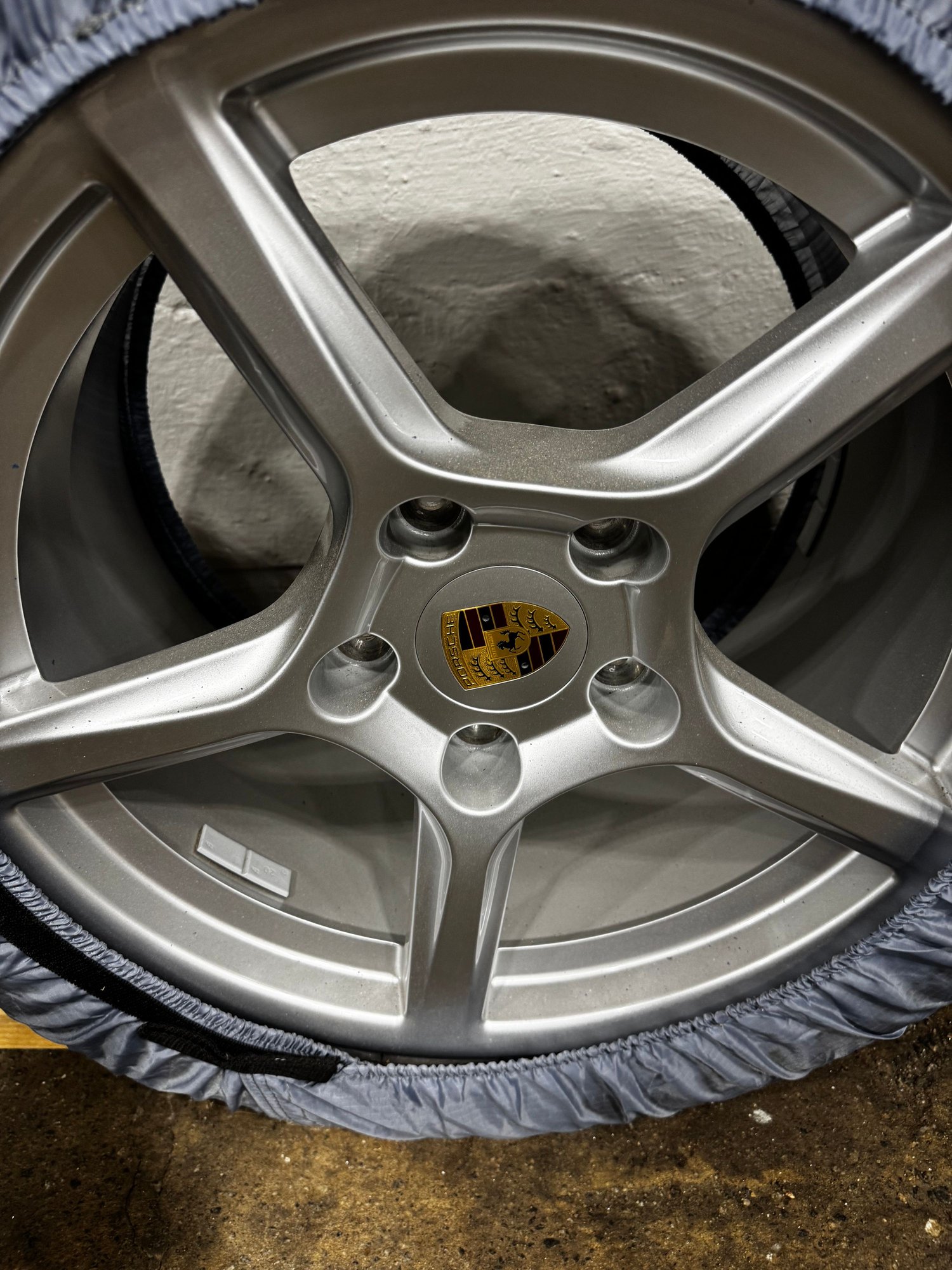 Wheels and Tires/Axles - Cayman/Boxster 18" Winter Wheel and Tire package - Used - 2013 to 2026 Porsche 718 - Hyannis, MA 02632, United States