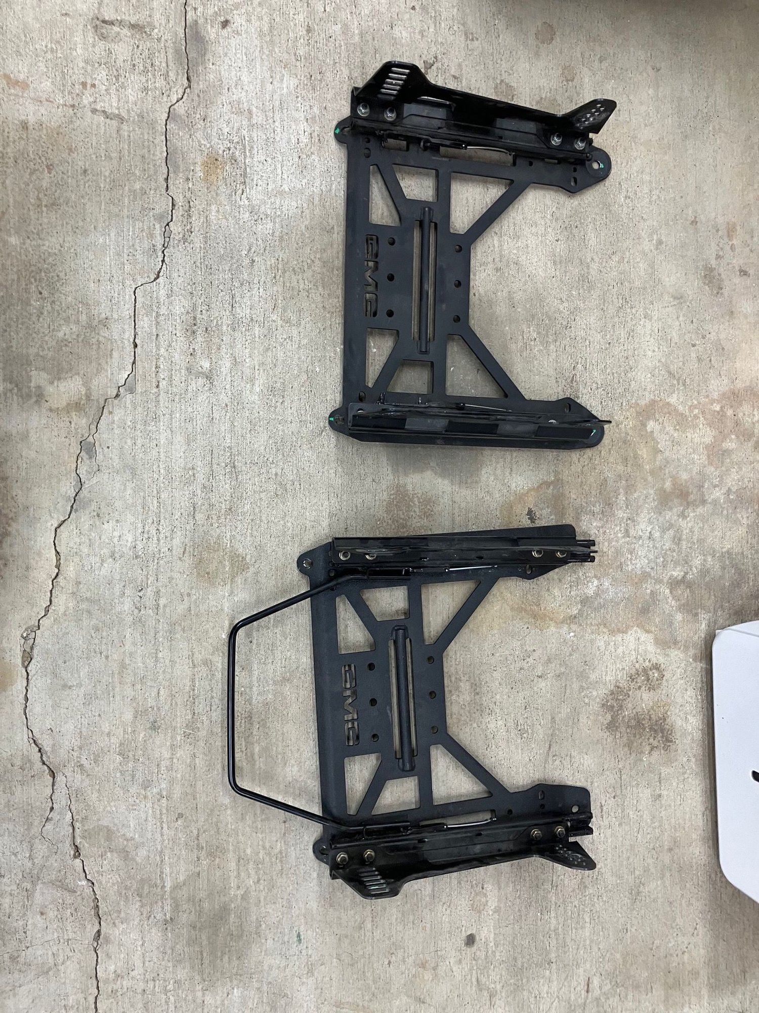 2010 Porsche GT3 - parting out gt3 race car. - Ellwood City, PA 16117, United States