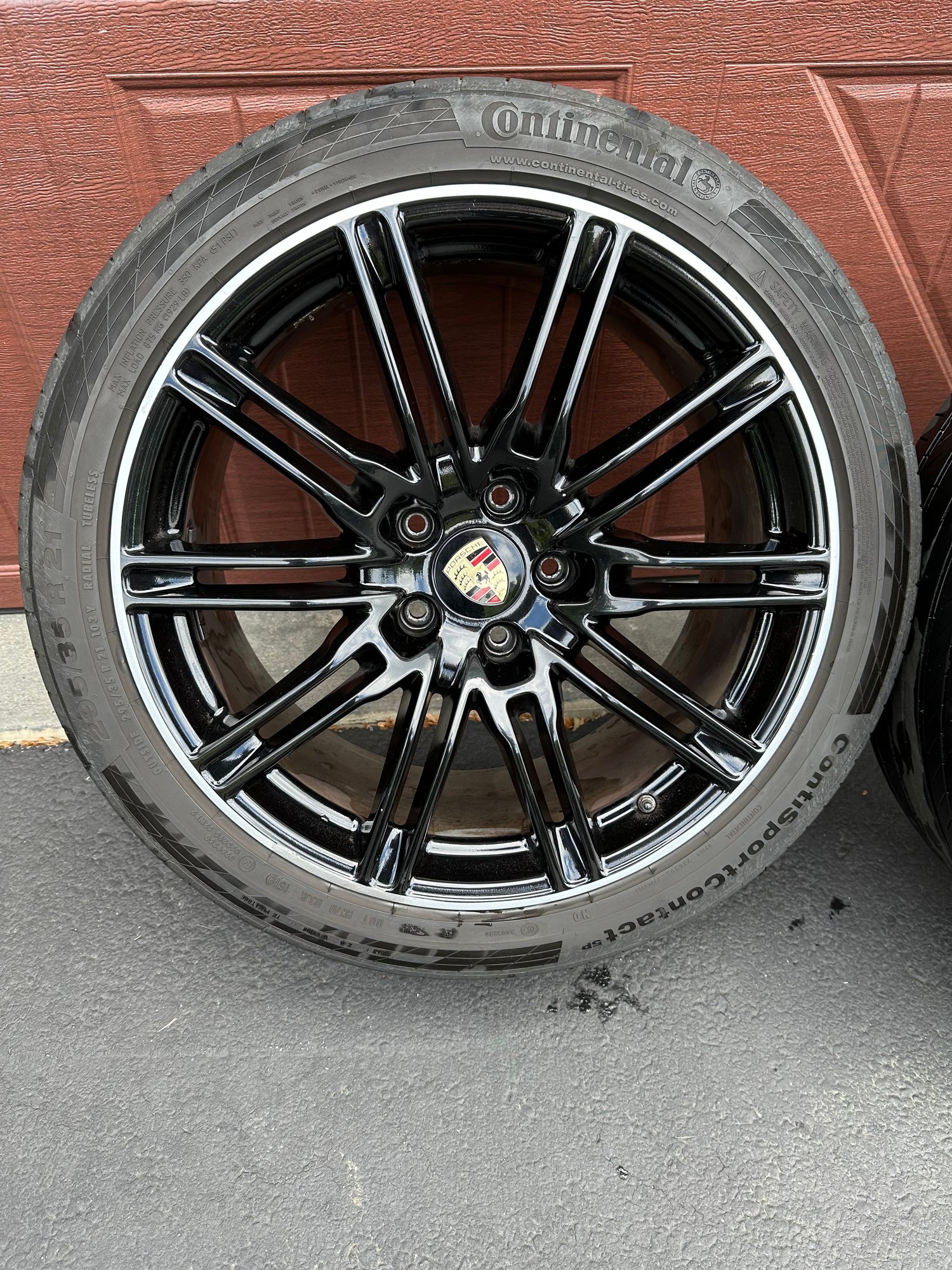 Wheels and Tires/Axles - Porsche Cayenne Sport Edition Black Gloss OEM 21 Wheels with Continental Tires - Used - All Years  All Models - Downingtown, PA 19335, United States