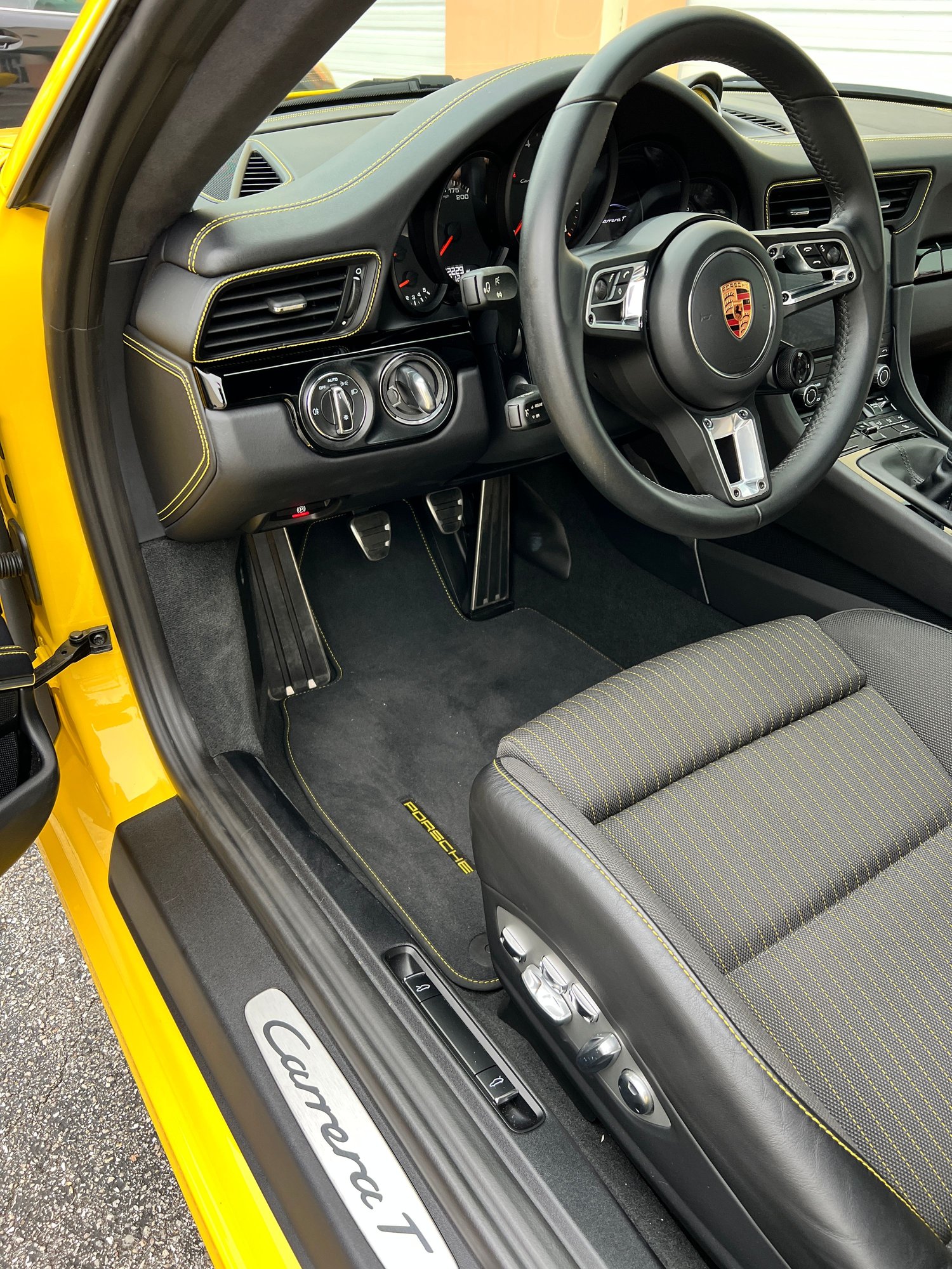 2019 Porsche 911 - 2019 Porsche 911 Carrera T (991.2) 7MT/Full PPF/Sunroof Delete Spec - Used - VIN WPOAA2A91KS103719 - 23,190 Miles - 6 cyl - 2WD - Manual - Coupe - Yellow - Santa Clarita, CA 91350, United States