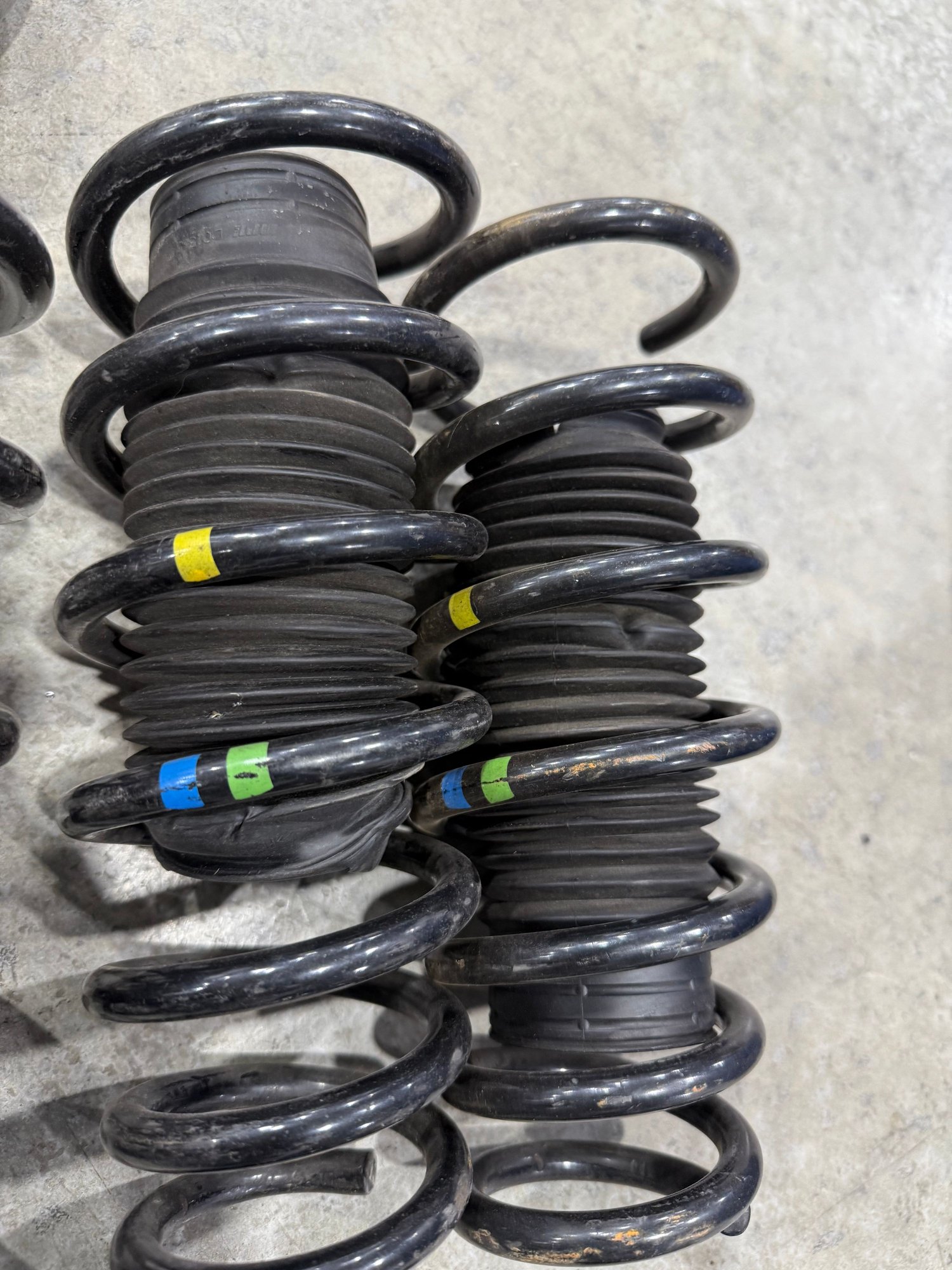 Steering/Suspension - FS: 991 911 Suspension parts, springs, upper mounts boots - Used - -1 to 2026  All Models - Country Club, MO 64505, United States