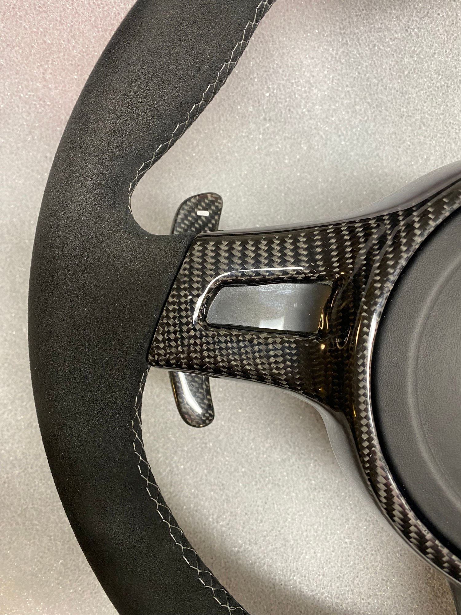 Steering/Suspension - Sport Design Steering wheel - Carbon Fiber - Used - 2009 to 2016 Porsche All Models - Niagara Falls, NY 14304, United States