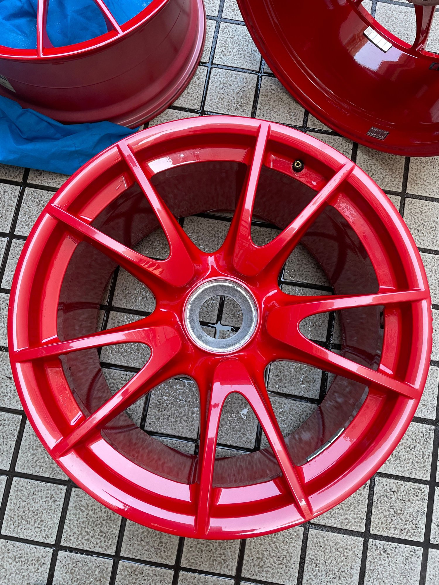 Wheels and Tires/Axles - FS: 997.2 GT3 RS MKII 3.8 Center Lock wheels RED GT3RS (set of 4) - Used - 2009 to 2012 Porsche GT3 - Seattle, WA 98105, United States