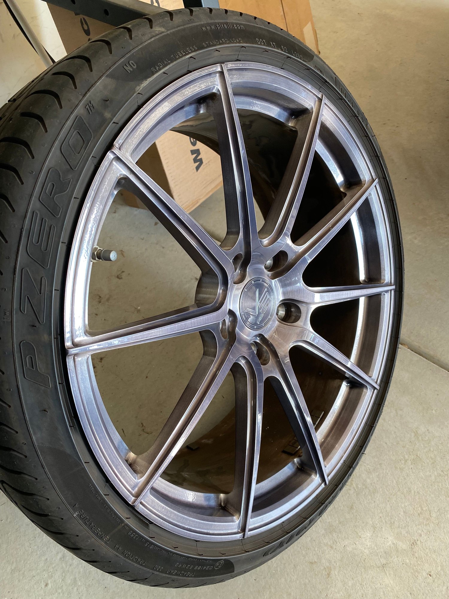 VS VS01 wheels for 991.1 narrow body fitment Excellent