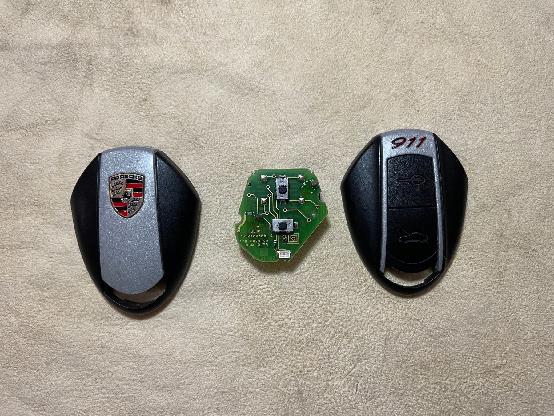 Accessories - Porsche Key Fobs: 911 Design Key Head, OEM Black/Monochrome Key Head - Used - 1999 to 2005 Porsche 911 - Queens, NY 11375, United States