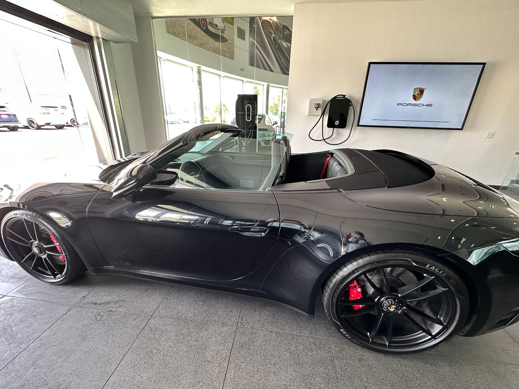 2023 Porsche 911 - 2023 Porsche 911 Carrera GTS Cabriolet - Used - VIN WP0CB2A96PS247084 - 1,000 Miles - 6 cyl - AWD - Automatic - Convertible - Black - Santa Monica, CA 90403, United States