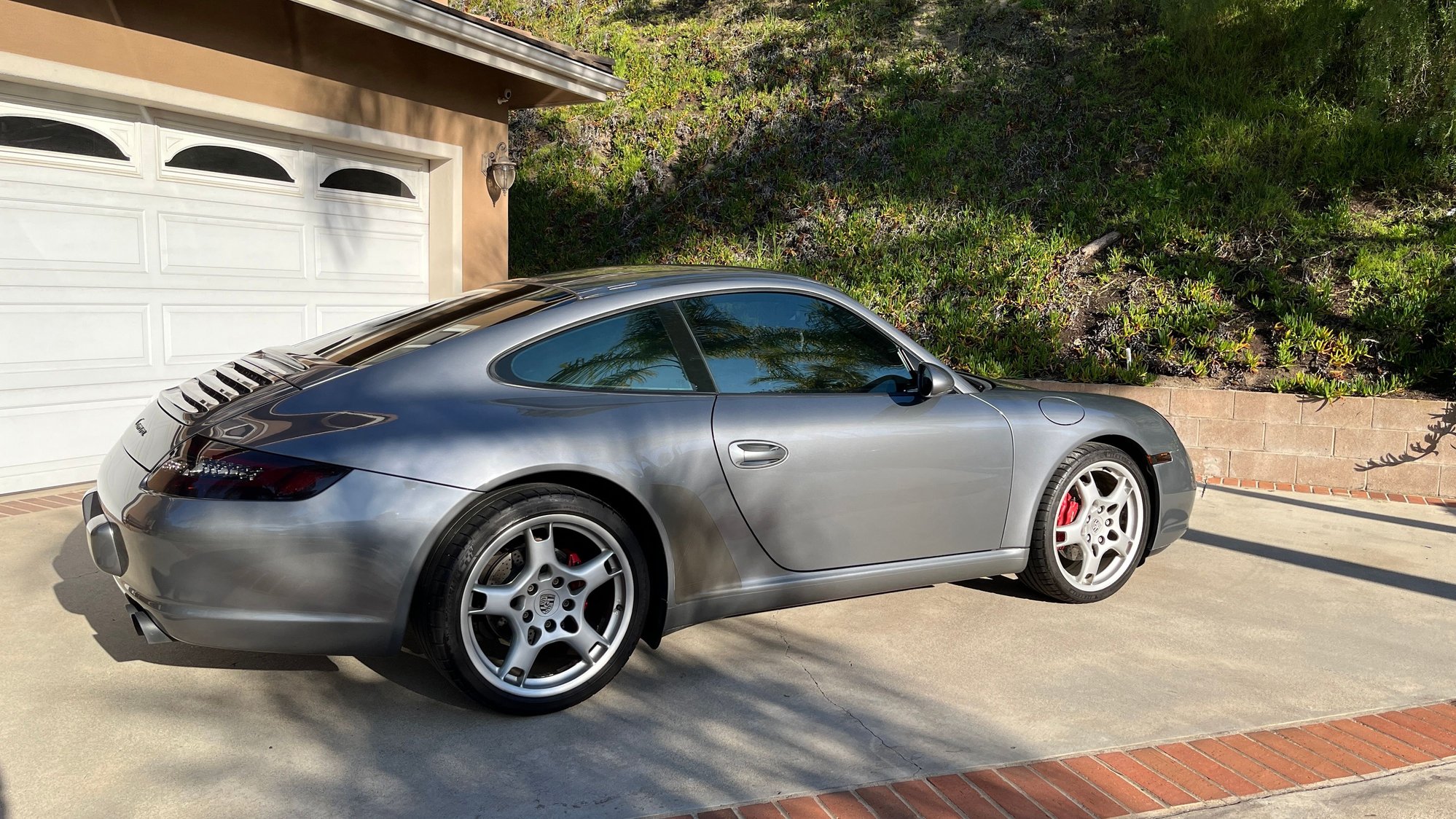 2006 Porsche 911 - 2006 Porsche 911 Carrera C2 (997.1) 6-spd Manual, Great Condition, SoCal Location - Used - VIN WP0AA29926S715888 - 120,000 Miles - 6 cyl - 2WD - Manual - Coupe - Gray - Rolling Hills Estates, CA 90274, United States