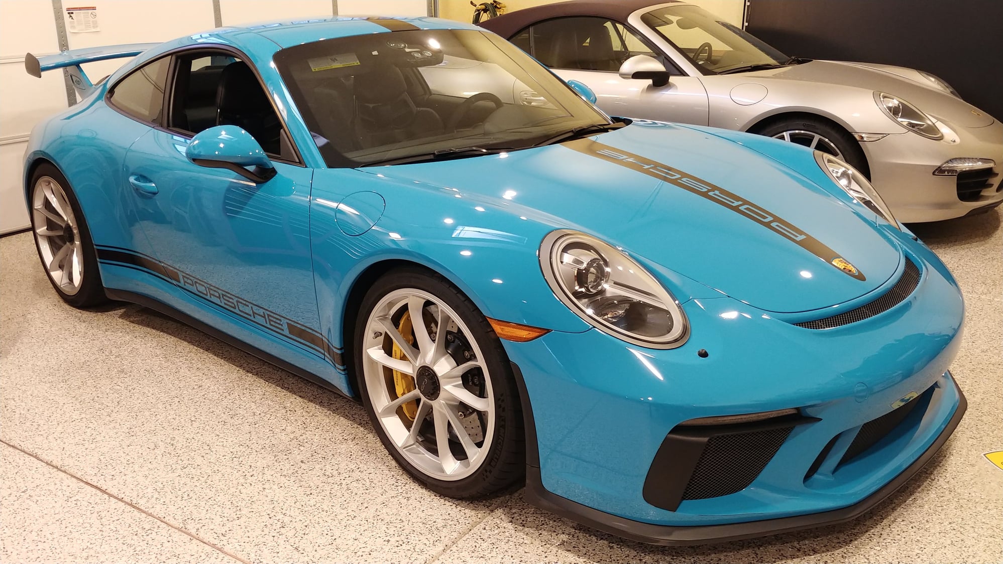 2018 Porsche GT3 - 2018 GT3 Manual in Miami Blue - Used - VIN WP0AC2A92JS176011 - 1,025 Miles - 6 cyl - 2WD - Manual - Coupe - Blue - Rowland Heights, CA 91748, United States