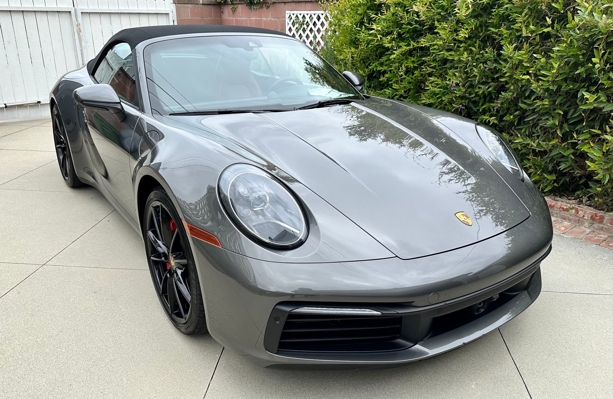 2021 Porsche 911 - 2021 992 Carrera S Cab -- 1 owner, 12k miles, Bordeaux Red interior -- NEW PRICE - Used - VIN WP0CB2A96MS248537 - 12,843 Miles - 6 cyl - 2WD - Automatic - Convertible - Gray - Hawthorne, CA 90250, United States