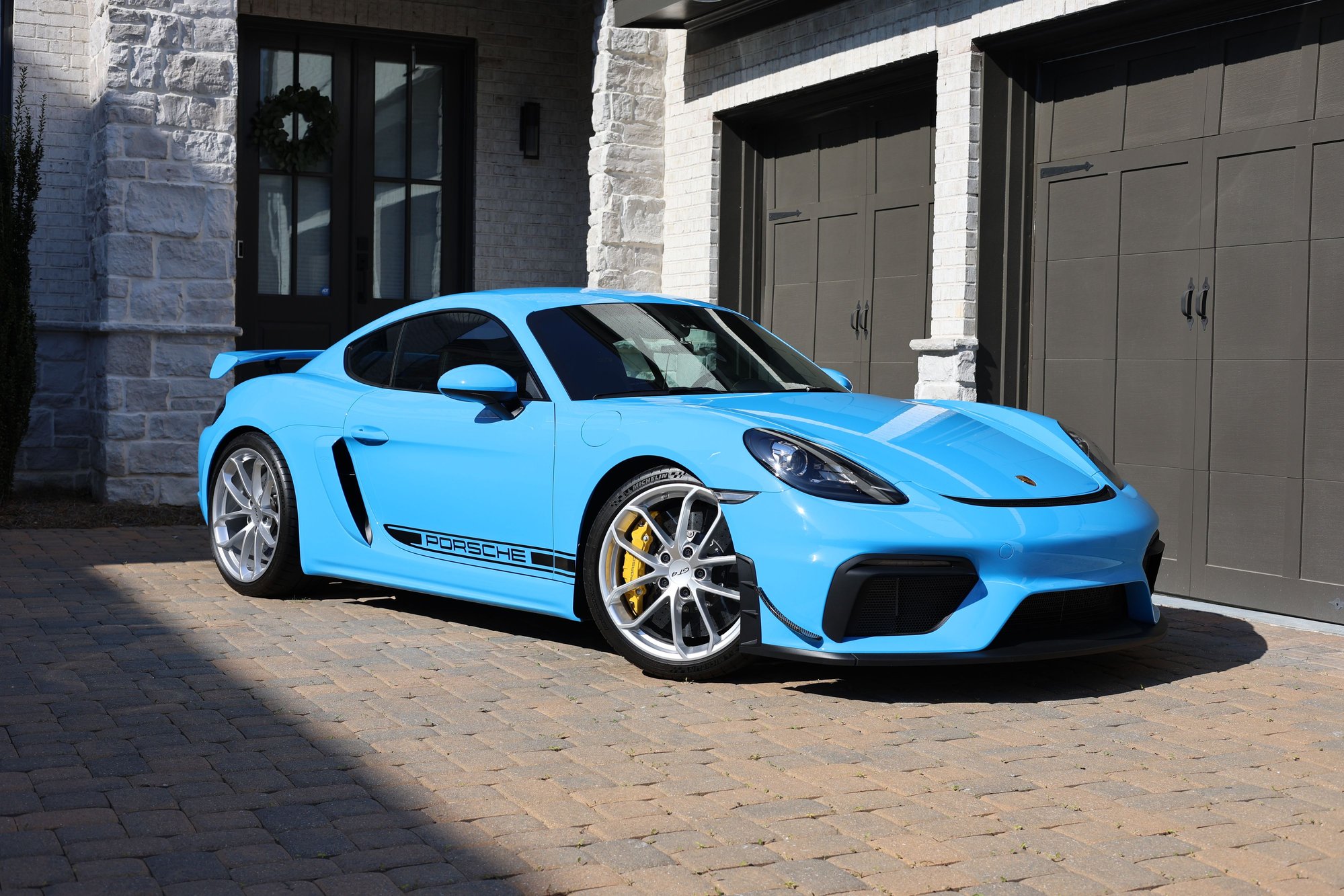 2021 Porsche 718 Cayman - For Sale: PTS Riviera Blue 2021 718 GT4 with PCCB, PDK, Sofa - Used - VIN WP0AC2A8XMS289491 - 6,000 Miles - 6 cyl - 2WD - Automatic - Coupe - Blue - Marietta, GA 30062, United States