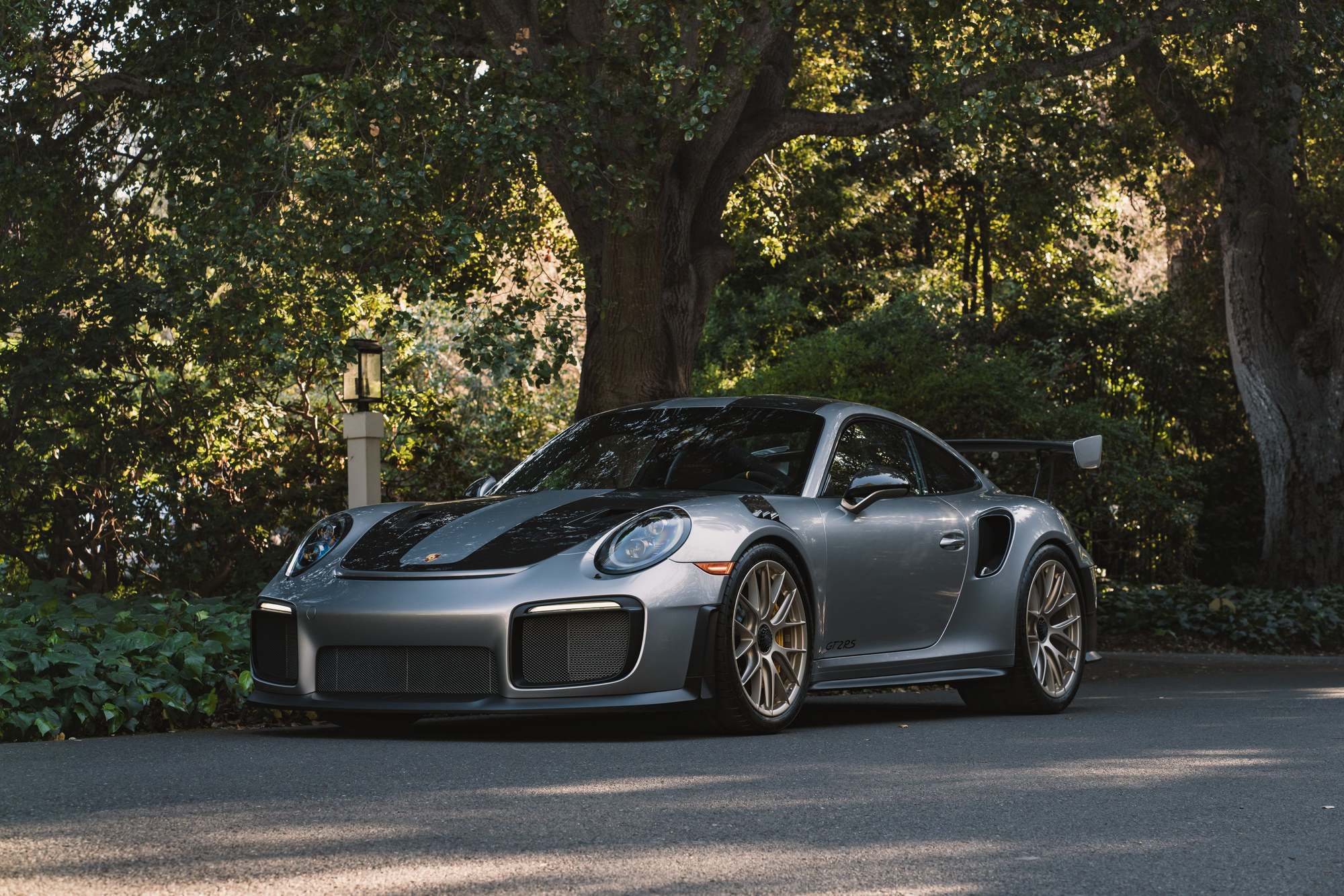2018 Porsche GT2 - 2018 Porsche 911 GT2 RS - One-Owner GT2 RS w/ Weissach Package - Used - VIN WP0AE2A96JS185188 - 81 Miles - 6 cyl - 2WD - Automatic - Coupe - Silver - Redwood City, CA 94063, United States