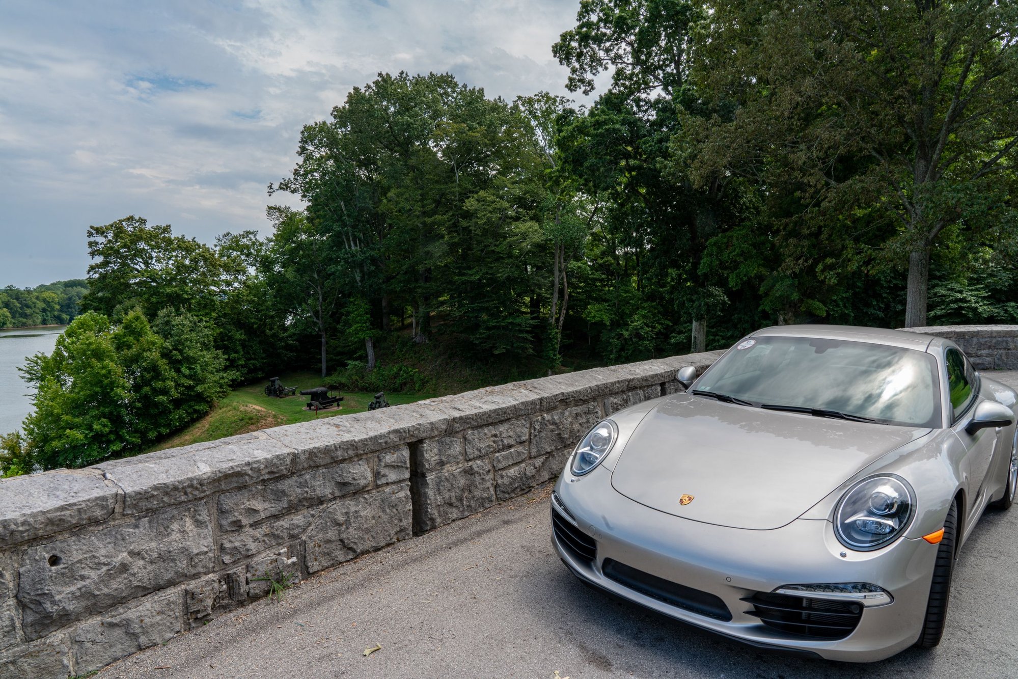 2012 Porsche 911 - 2012 Carrera S looking for a good new home - Used - VIN WP0AB2A98CS12039 - 25,300 Miles - 6 cyl - 2WD - Automatic - Coupe - Silver - Nashville, TN 37205, United States